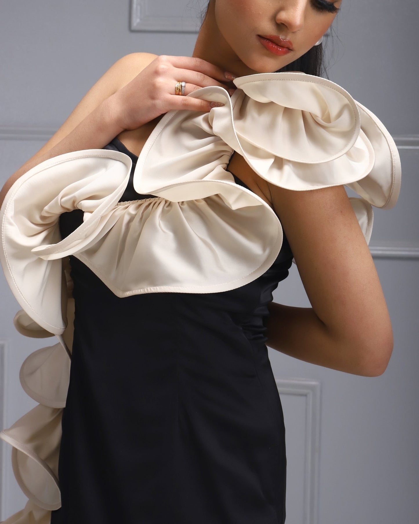 Elegant Women's Black Evening Dress, Trendy Womenswear from House of Majisha. Designer House of Majisha Dress,