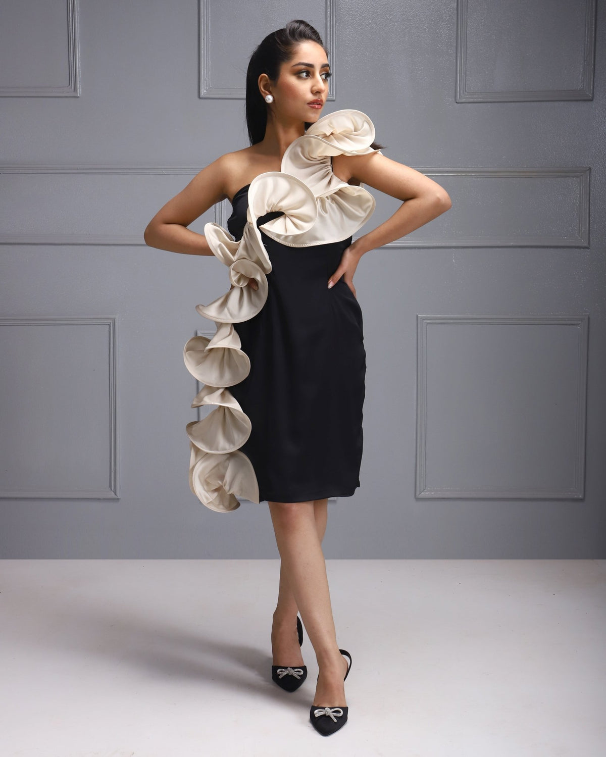 Elegant Women's Black Evening Dress, Designer House of Majisha Dress, Stylish Women's Ruffled Dresses,